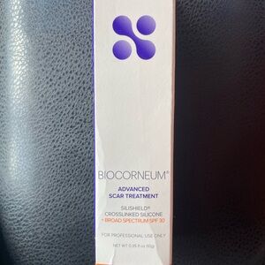 Biocorneum Advanced Scar Treatment
